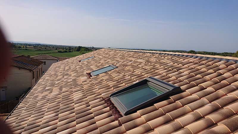 Installation de fenêtre de toit Velux Béziers